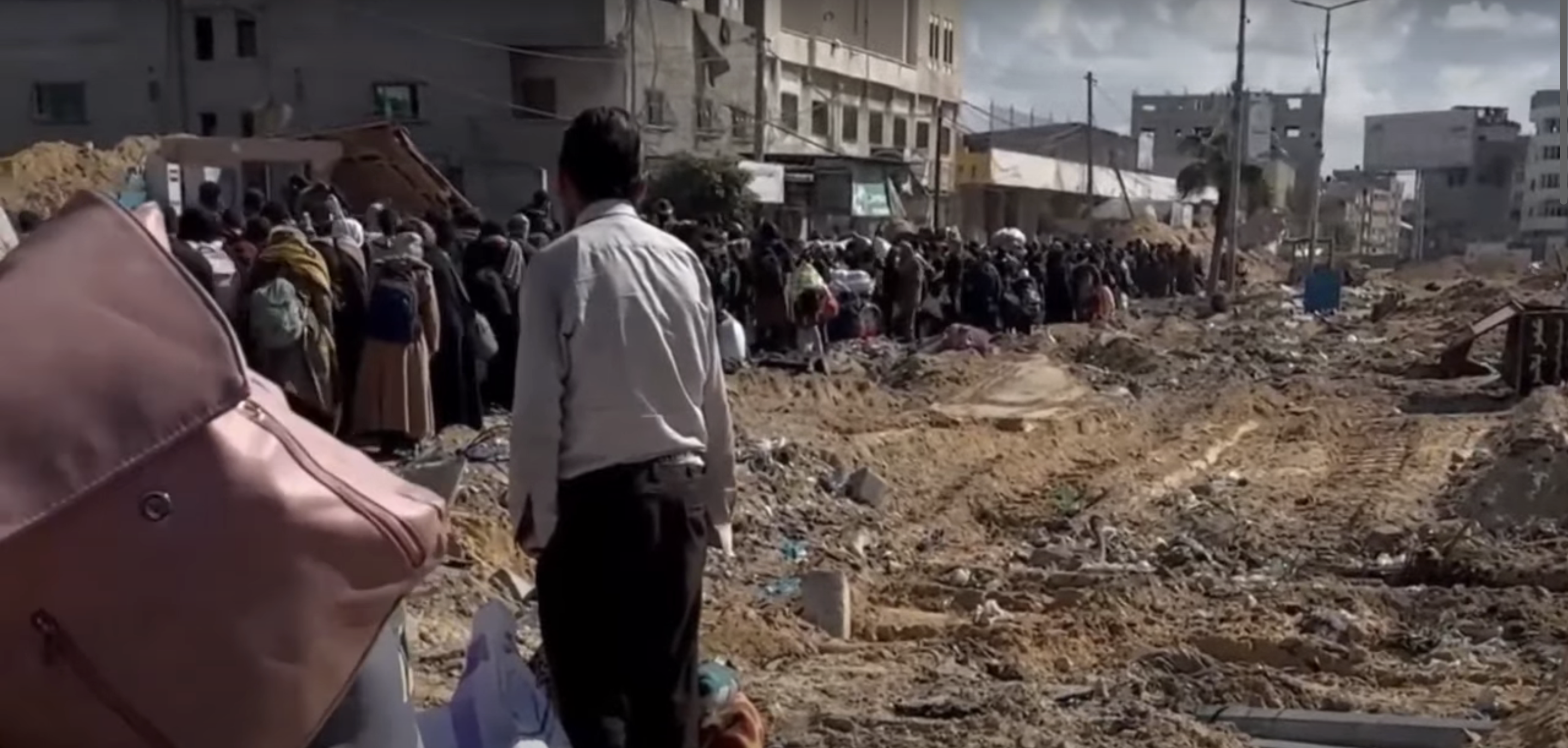 Israeli forces storm largest hospital in southern Gaza, evacuate thousands to Rafah, including medical staff, injured people